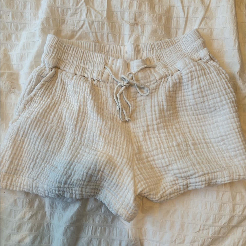 Billabong White Textured Shorts